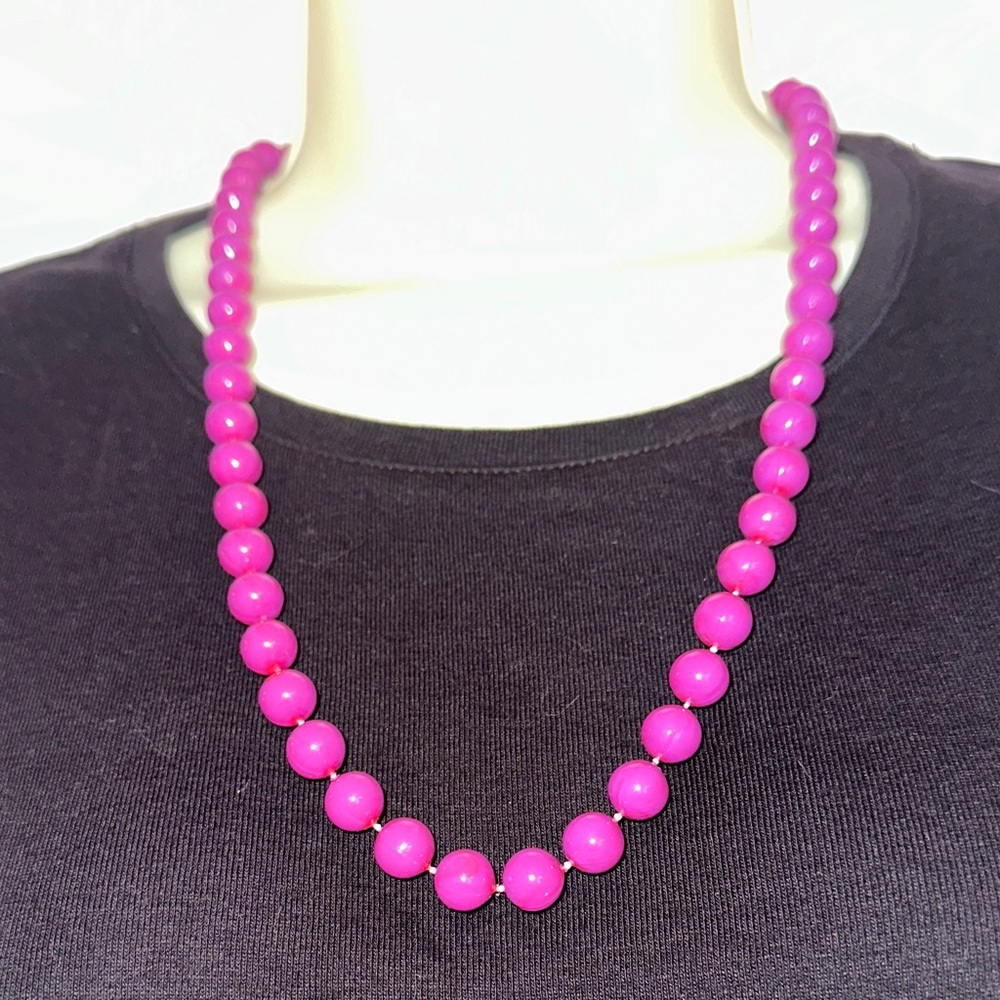 NWT Vintage Impulse Brand Purple‎ Cerise Beaded Necklace